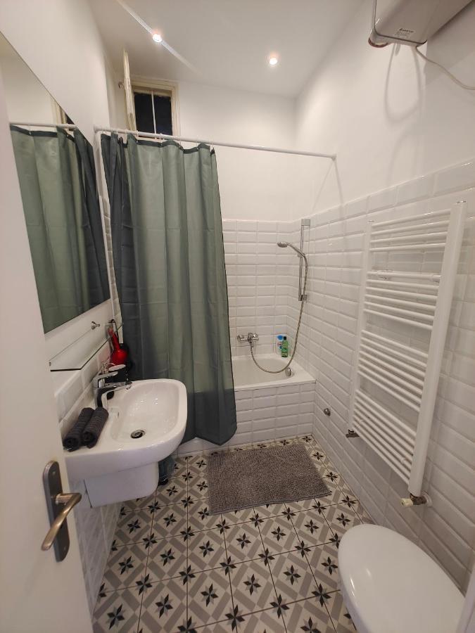 בודפשט City Center 1, Cozy 2Br In The City Center! מראה חיצוני תמונה