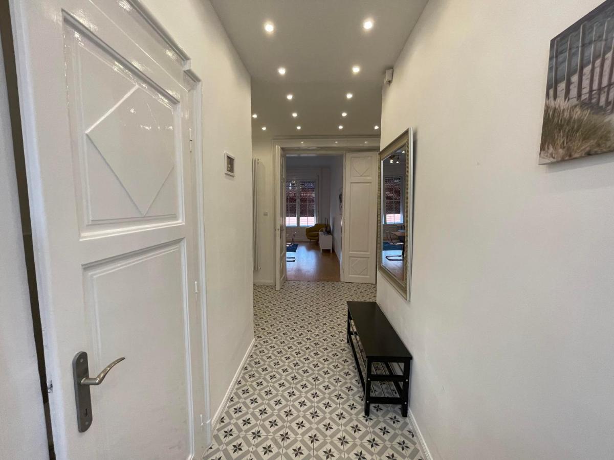 בודפשט City Center 1, Cozy 2Br In The City Center! מראה חיצוני תמונה