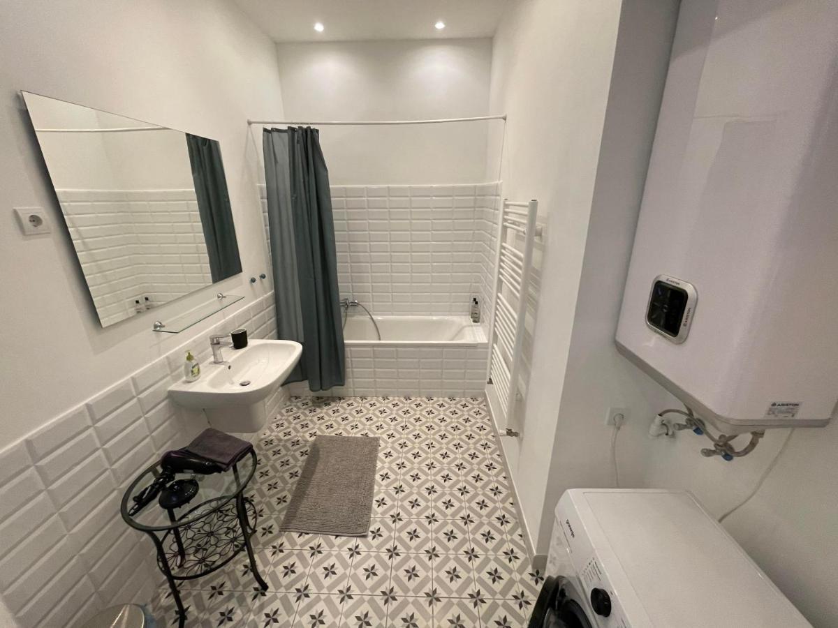 בודפשט City Center 1, Cozy 2Br In The City Center! מראה חיצוני תמונה